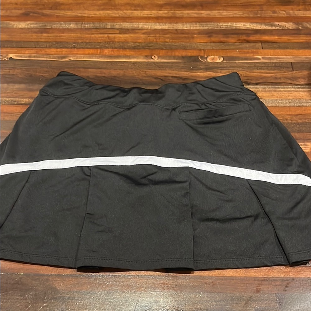 Golf skirts - Black and White Leopard Print Skirt - Picture 3 of 6